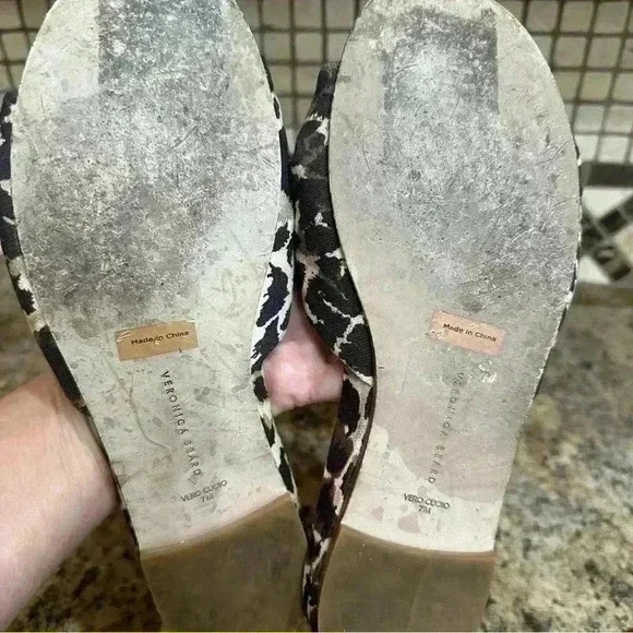 VERONICA BEARD 'Etra' Knotted Leopard Flat Sandals Size 7 Ladies Slip On Shoes - Picture 7 of 8